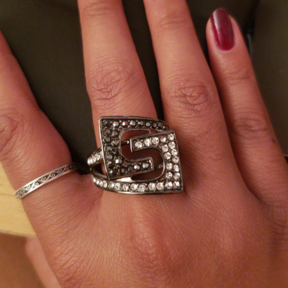 Guess Ring